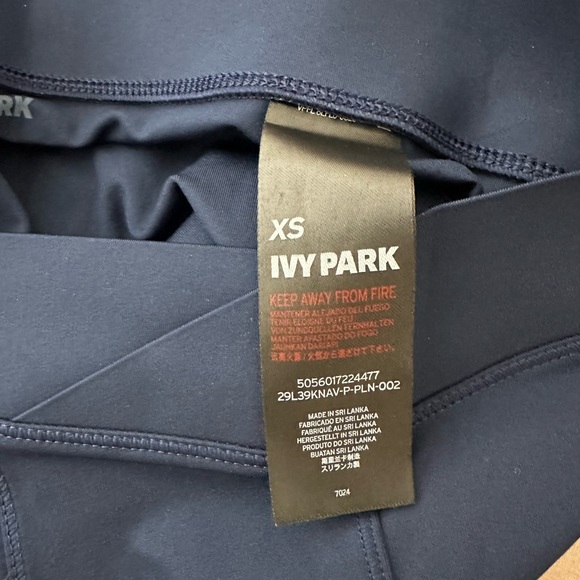 Ivy Park Navy Mesh Panel Sports Bra & Leggings Set - Picture 6 of 6